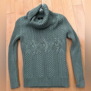 Talbots Sage Green Chunky Cable Knit Embellished Sweater in EUC